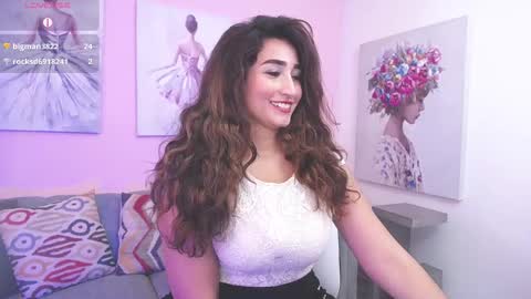 Maria Paula online show from October 2025 12:34:02 PM