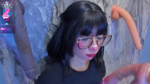 linda_sofi__ online show from October 2025 07:58:02 PM
