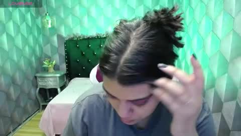    online show from December 2024 05:05:02 AM