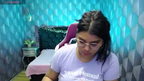    online show from December 2024 03:33:02 AM