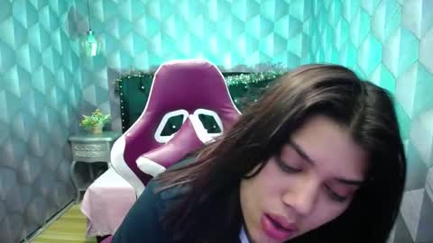    online show from January 2025 06:02:02 AM