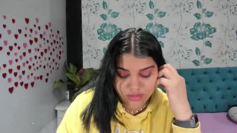    online show from February 2025 04:08:01 PM