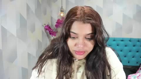    online show from September 2025 04:11:02 AM