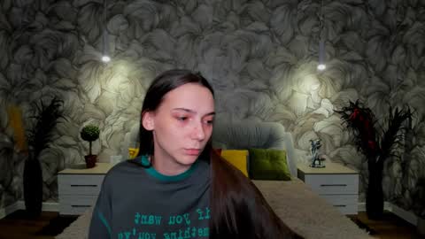 lindabryantt online show from February 2025 02:15:01 PM