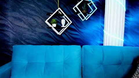 lindabryantt online show from March 2025 10:17:01 AM