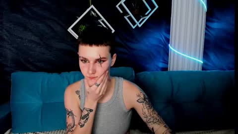 lindabryantt online show from March 2025 01:57:02 PM