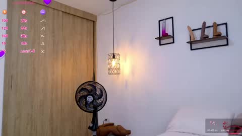 Linda online show from May 2026 01:52:02 PM