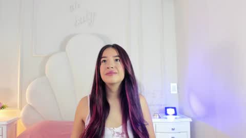 Snapshot of lindacherr chatting on August 2026 12:07:02 PM lindacherr online show from August 2026 12:07:02 PM