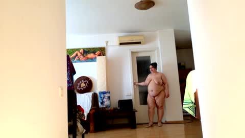 Linda online show from January 2025 11:37:02 AM