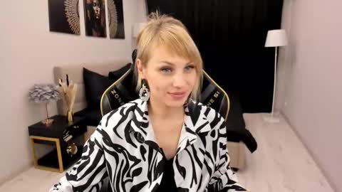 lindasandy online show from November 2025 10:49:01 AM