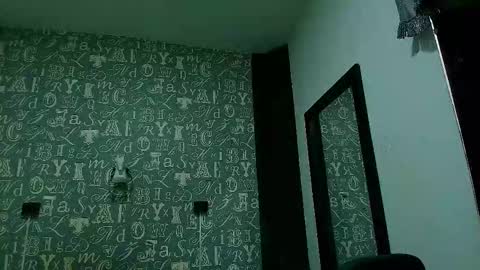  Lindsey  online show from September 2025 01:02:01 PM