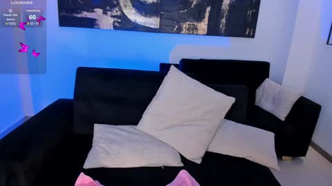 Lin  online show from February 2025 11:05:01 PM