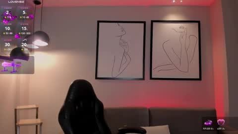 Lin  online show from September 2025 05:01:02 AM