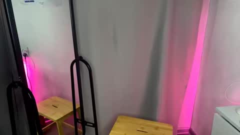 Kate online show from October 2025 05:53:01 PM