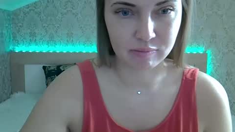 Anna online show from December 2024 10:13:01 AM