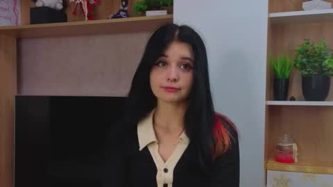 Snapshot of lingralbovsky chatting on September 2025 05:13:02 PM lingralbovsky online show from September 2025 05:13:02 PM