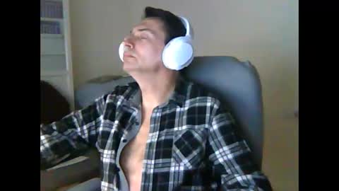 Snapshot of liongr69 chatting on January 2025 08:16:02 AM liongr69 online show from January 2025 08:16:02 AM