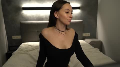 Katrine in black Lisa in  online show from December 2024 12:27:02 PM