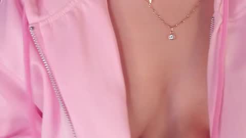 Snapshot of lipswithsweetonthem chatting on September 2025 01:21:01 AM Lina online show from September 2025 01:21:01 AM