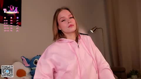 Snapshot of lipswithsweetonthem chatting on October 2025 01:13:01 AM Lina online show from October 2025 01:13:01 AM