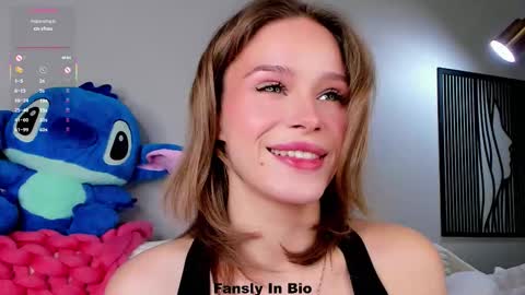 Snapshot of lipswithsweetonthem chatting on October 2025 01:28:01 AM Lina online show from October 2025 01:28:01 AM