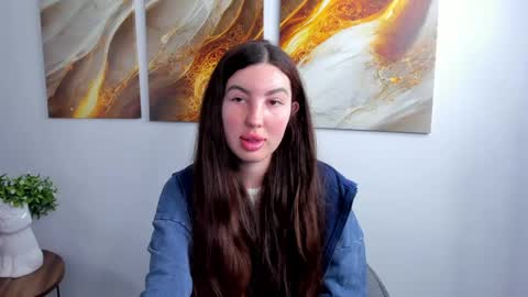 Lira revery online show from April 2026 01:14:02 AM