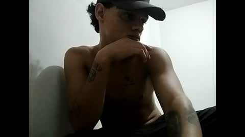 Snapshot of liroy_demon chatting on August 2026 12:24:01 AM liroy_demon online show from August 2026 12:24:01 AM