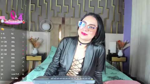 lis_rouse online show from October 2025 05:17:02 AM