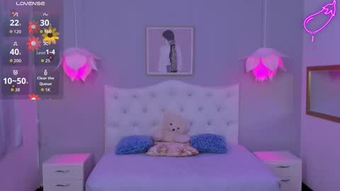 Lisa online show from September 2025 05:51:02 PM