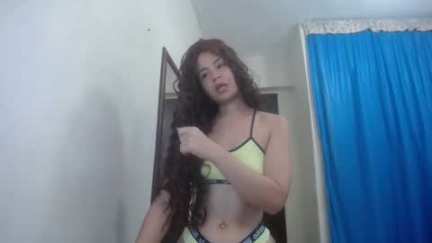 lisa_branch online show from October 2025 07:15:01 PM