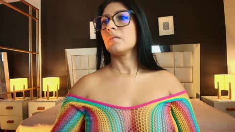 Lisa online show from January 2025 04:04:02 PM