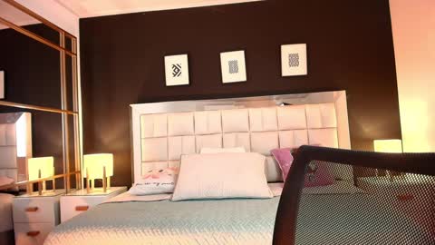 Lisa online show from February 2025 06:38:01 PM