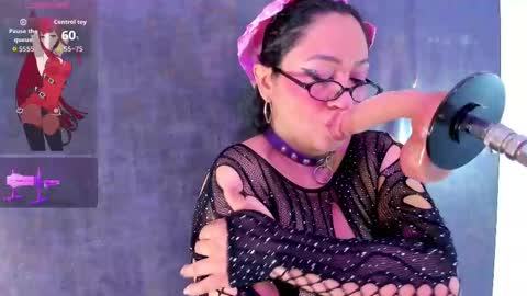 Lisa online show from September 2025 02:11:01 AM