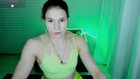 Snapshot of lisa_ree_ chatting on January 2025 10:13:02 PM lisa online show from January 2025 10:13:02 PM