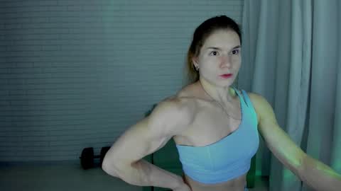 lisa online show from October 2025 11:13:02 PM