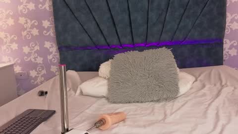 lisa_sweetas online show from April 2026 04:46:01 AM