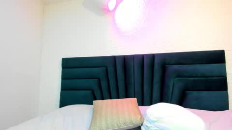 Snapshot of lisa_white_ chatting on January 2025 09:25:02 PM lisa white online show from January 2025 09:25:02 PM