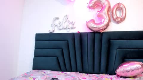 Snapshot of lisa_white_ chatting on January 2025 04:16:02 AM lisa white online show from January 2025 04:16:02 AM