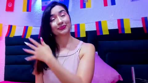 Snapshot of lisa_white_ chatting on June 2026 09:17:01 PM lisa white online show from June 2026 09:17:01 PM