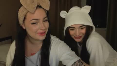 Lisa and Den online show from September 2025 03:35:02 PM