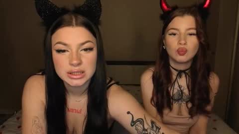 Lisa and Den online show from December 2025 02:00:02 PM