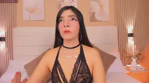 Snapshot of lisalain chatting on July 2026 12:01:01 PM lisa online show from July 2026 12:01:01 PM