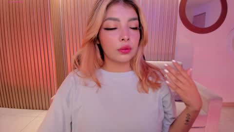 LISA MONROE online show from December 2024 09:11:01 PM