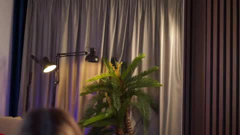 LisetteLuxe online show from April 2026 06:55:02 PM