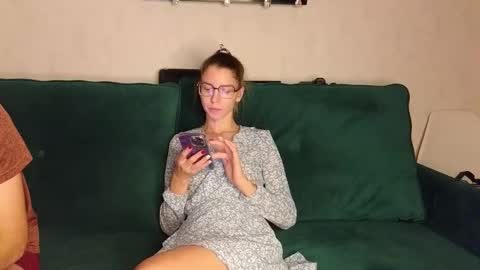 Kris Maks online show from February 2025 05:11:02 PM