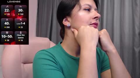 Andrea online show from September 2025 03:19:01 AM