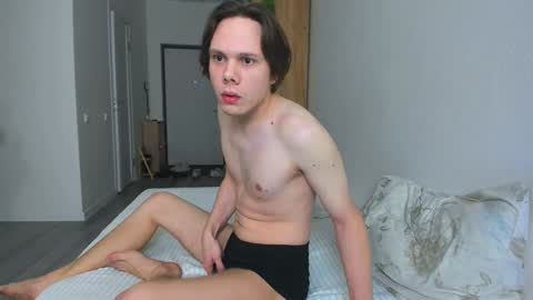 Alfie online show from December 2024 12:45:02 AM