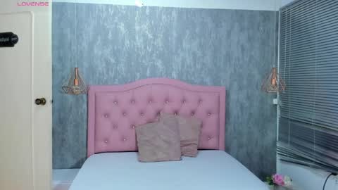 L I S S A  online show from April 2026 02:42:02 AM