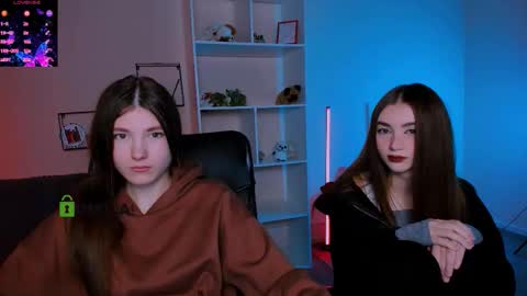 lissa_night online show from October 2025 12:38:02 PM