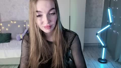 Lissa online show from April 2026 04:12:01 AM